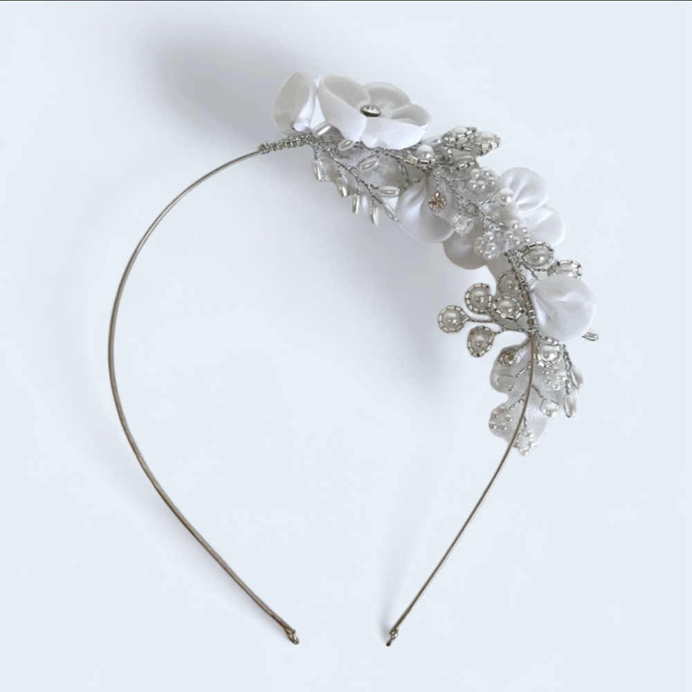 Girls floral jeweled headband hair accessory .  NWOT